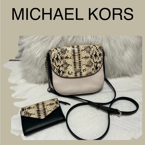 🔥Michael Kors Leather and Python Effect Crossbody Bag & match wallet🔥 - Picture 1 of 13